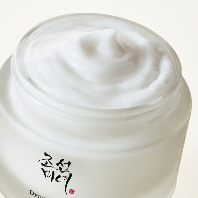 Beauty of Joseon Ginseng & Niacinamide Cream strengthening the skin barrier and promoting a healthy glow.