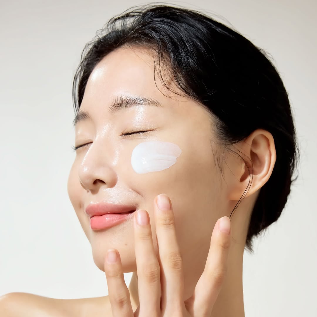 Celimax Vita A Kit promove firmeza, textura uniforme e luminosidade da pele.